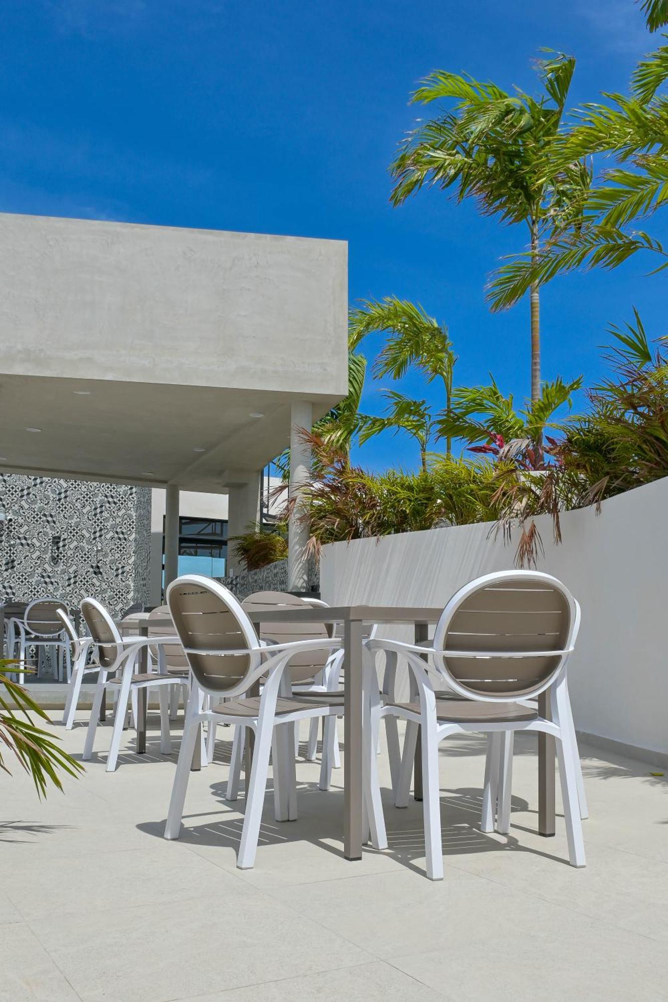 Apartamento Urban Towers Playa Del Carmen Exterior foto